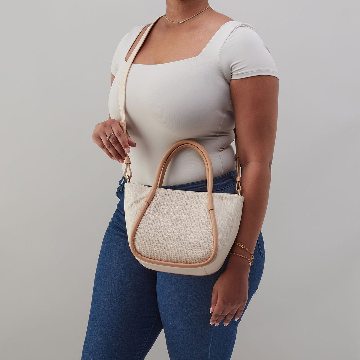 HOBO Margot Satchel In Pebbled Leather - Cream