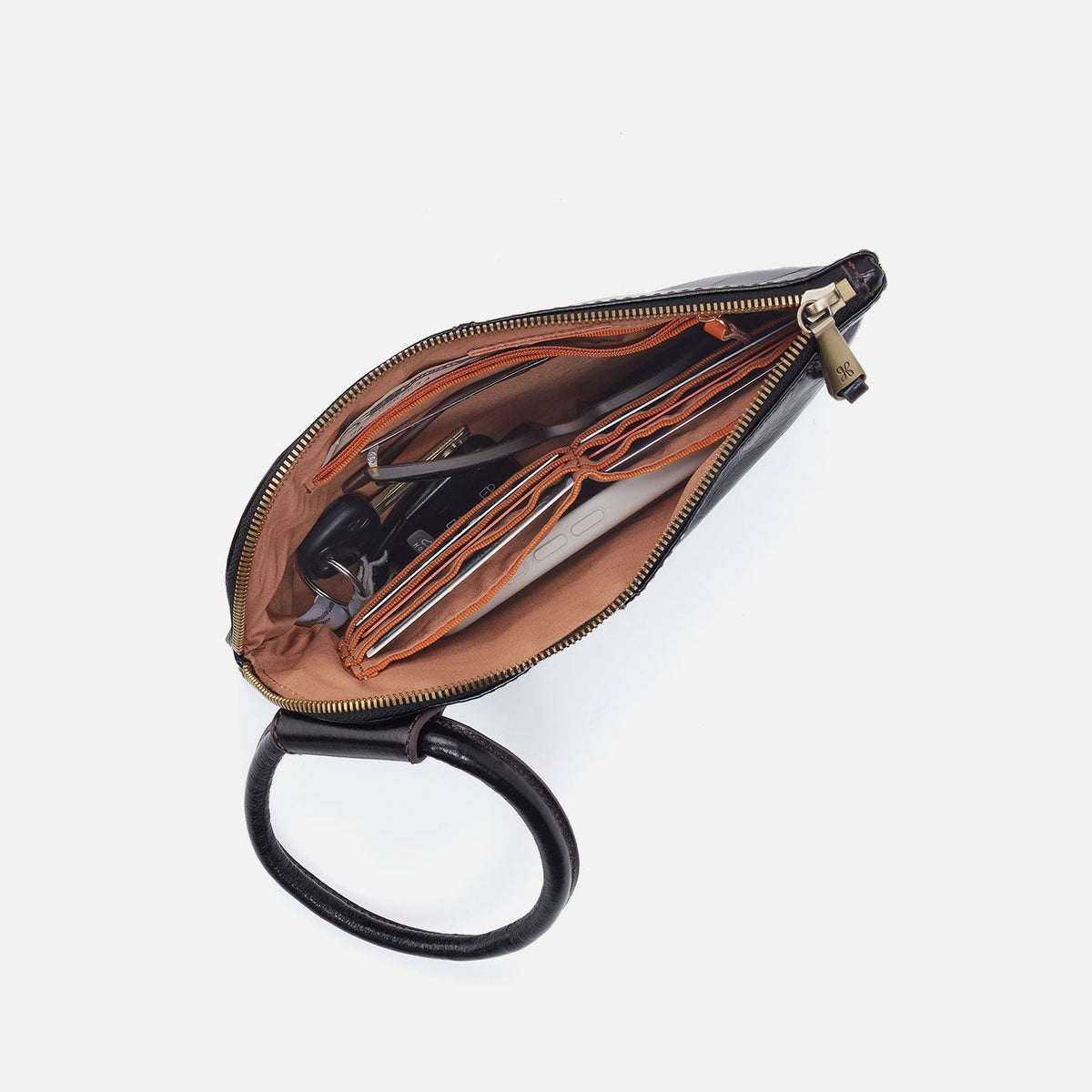 HOBO Sable Wristlet In Polished Leather - Grenadine